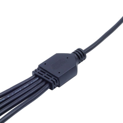250V uygulamaları için siyah IP67 Su geçirmez 8A akım derecelendirme Y Tipi Bağlantısı
